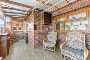 Photo 25- click for photo gallery